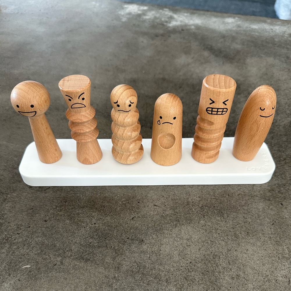 Lovevery Wooden Emotion Dolls
